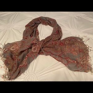 Shall/wrap/scarf —Paisley